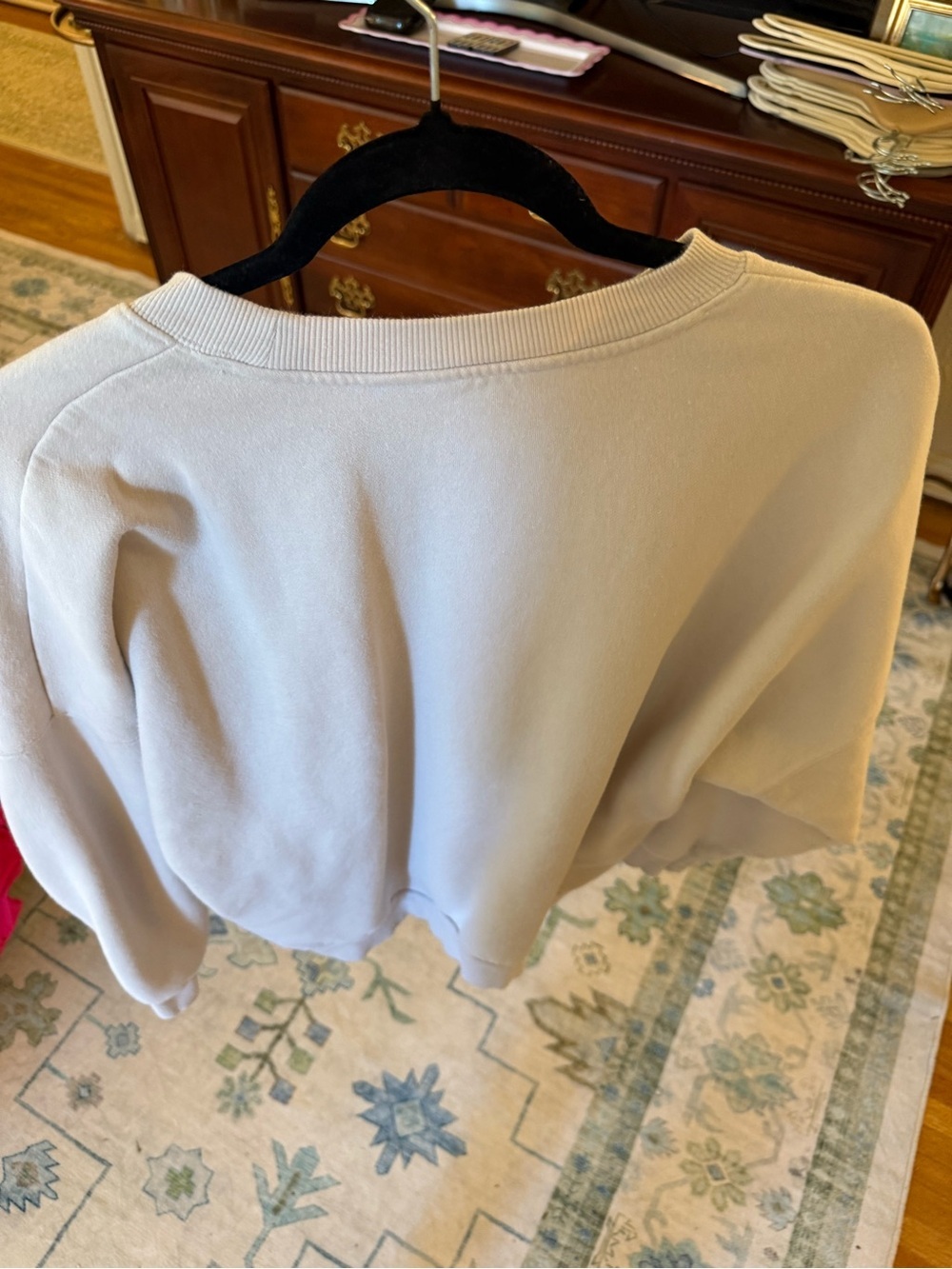 Tuff Athletics women's Crewneck Sweatshirt in Light Beige with pockets - Picture 3 of 5